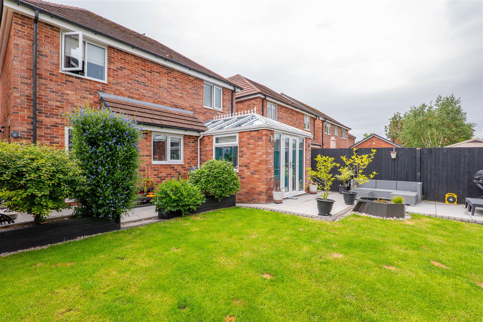 4 bed property in Sycamore Gardens, Leyland